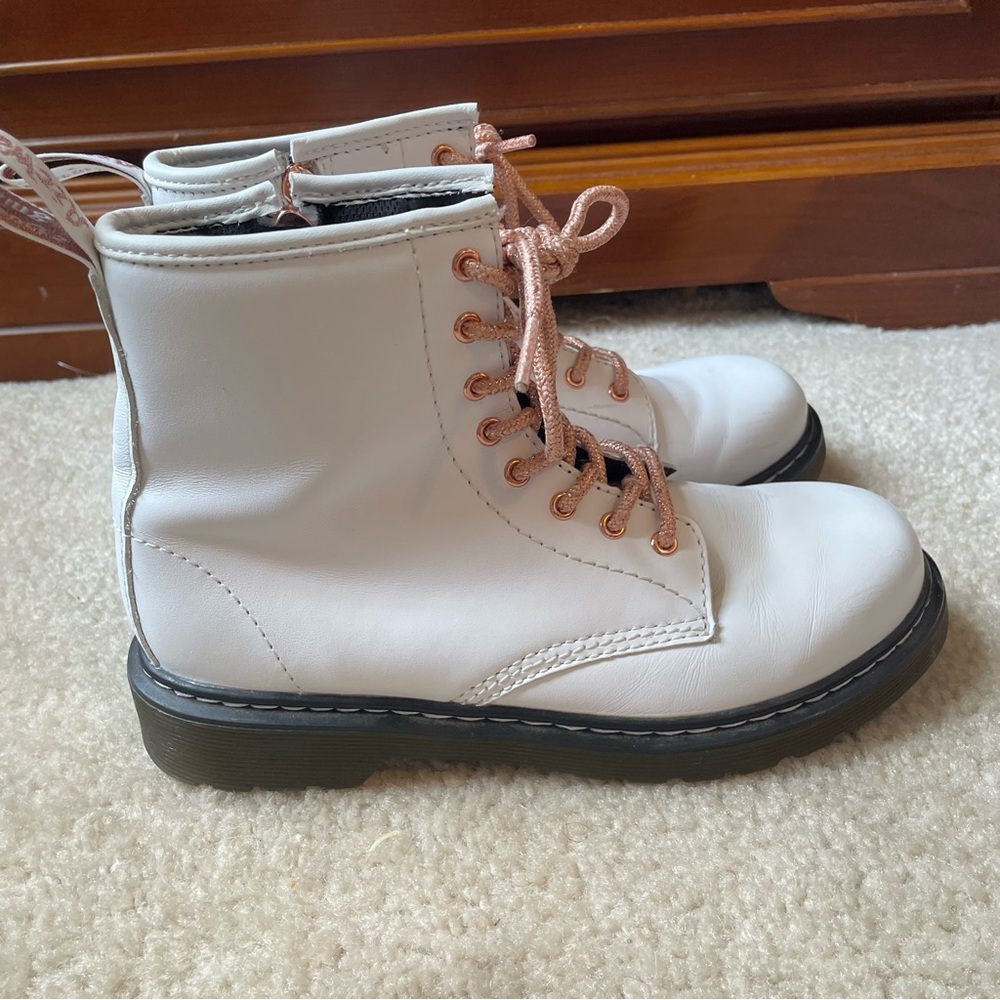 Dr. Martens White‎ Leather 1460J Boots Size 5